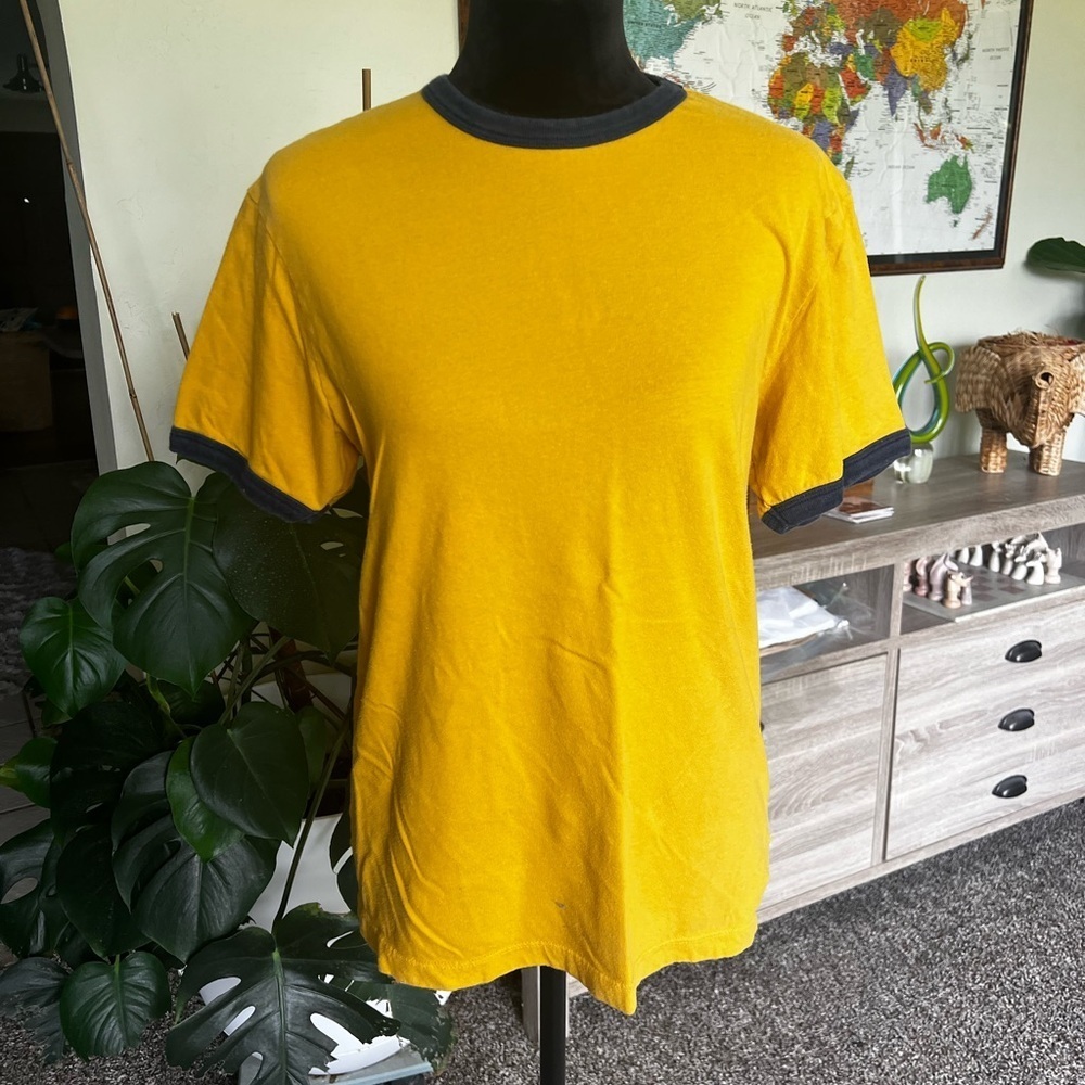 GAP Mustard Tee with Navy trim - Picture 1 of 7
